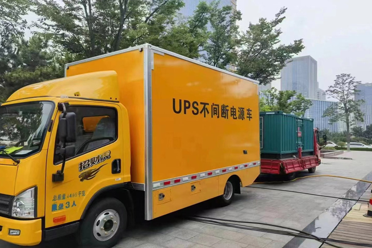 镇坪发电机租赁施工现场