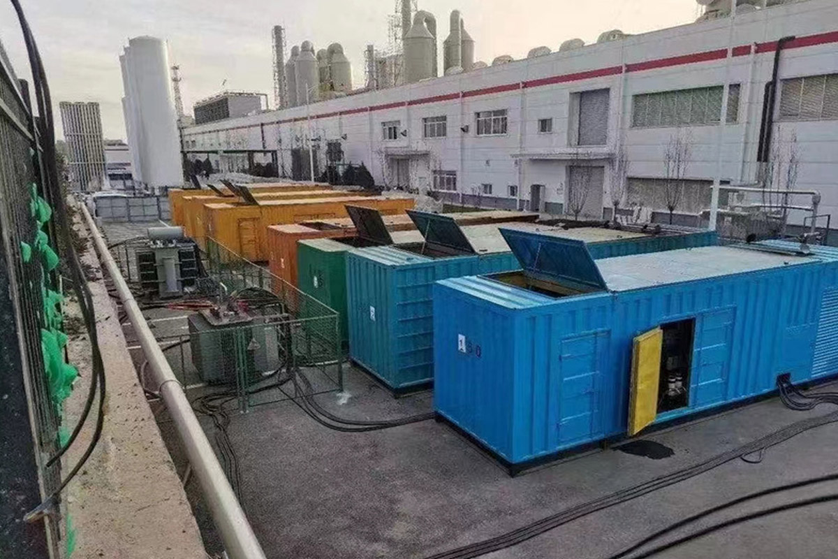 镇坪发电机租赁施工现场